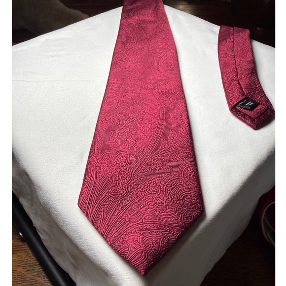 Jos. A. Bank Other - Jos A Bank Signature Collection Mens Burgundy Paisley Silk Necktie
